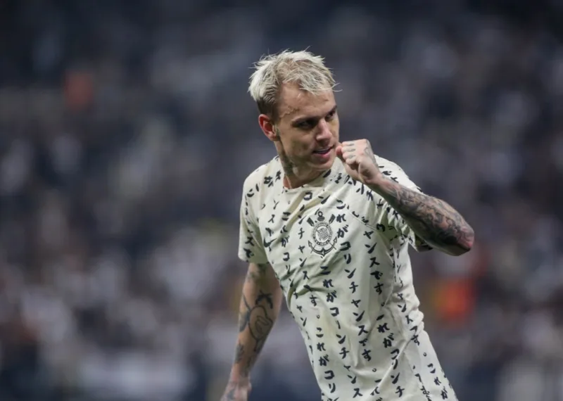 Róger Guedes não é único e Corinthians pode fechar com +3 reforços Róger Guedes em ação pelo Corinthians