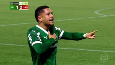 Vitor Roque fez o gol que marcou a vitória do Palmeiras diante do São Paulo