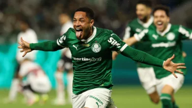 Vitor Roque fez o gol da vitória do Palmeiras diante do São Paulo