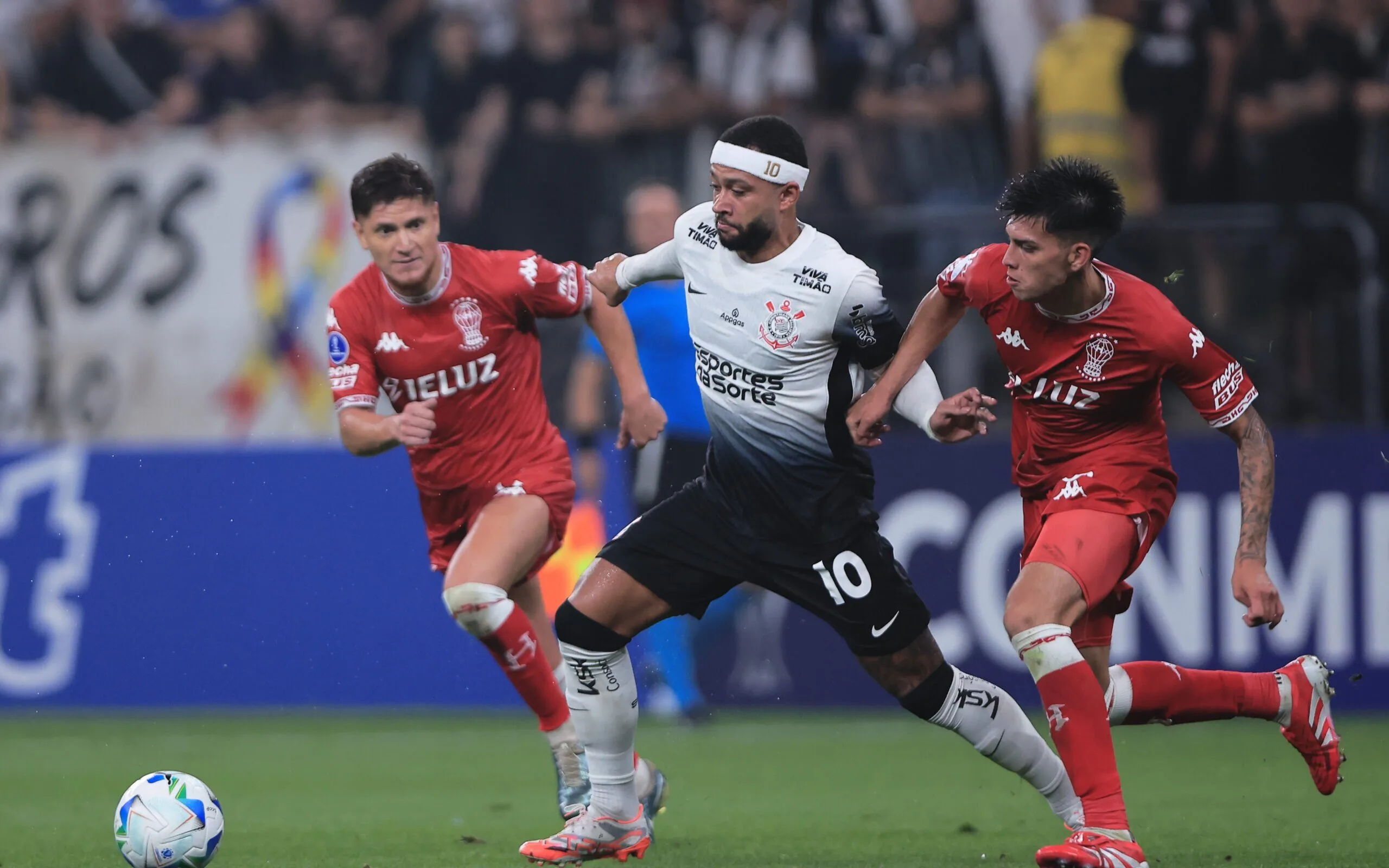 Huracán x Corinthians: saiba como assistir o jogo AO VIVO na TV Huracán x Corinthians estarão em campo pela Copa Sul-Americana