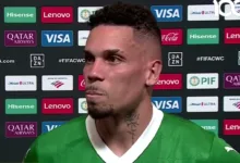 Paulinho em entrevista coletiva no Palmeiras