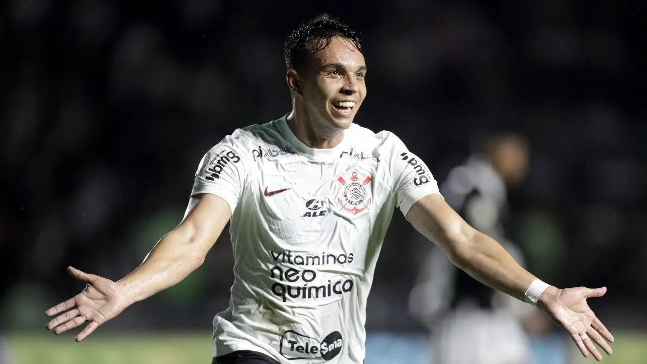 Giovane está de malas prontas e destino surpreende o Corinthians; veja novo clube Giovane em ação pelo Corinthians