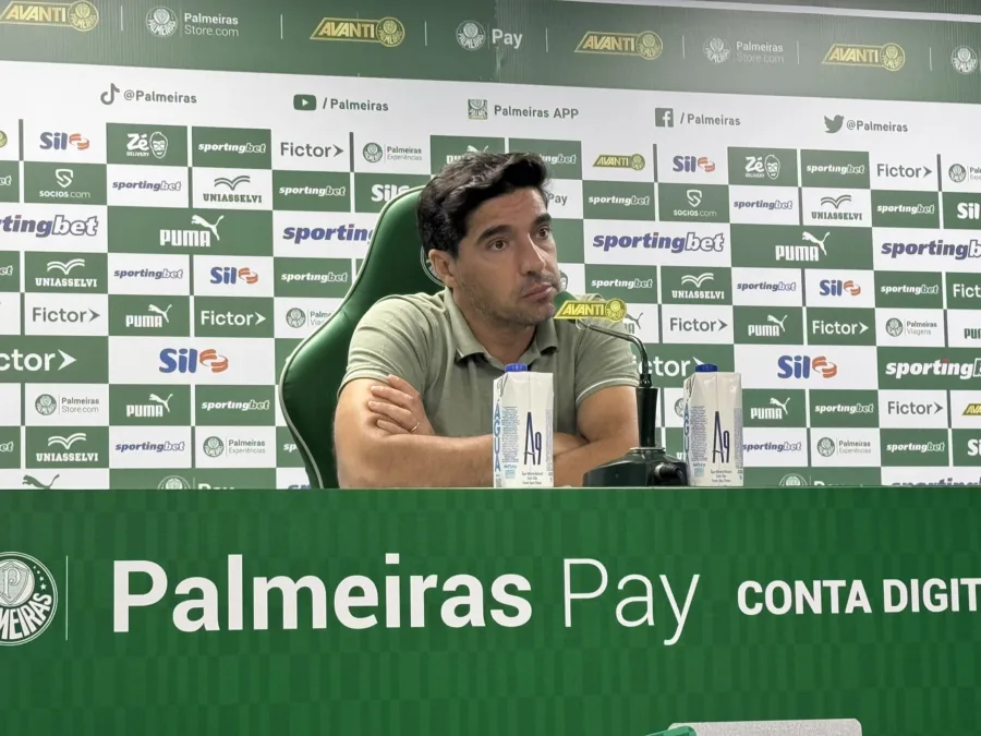 Abel Ferreira abre o jogo sobre às últimas saídas do elenco do Palmeiras
