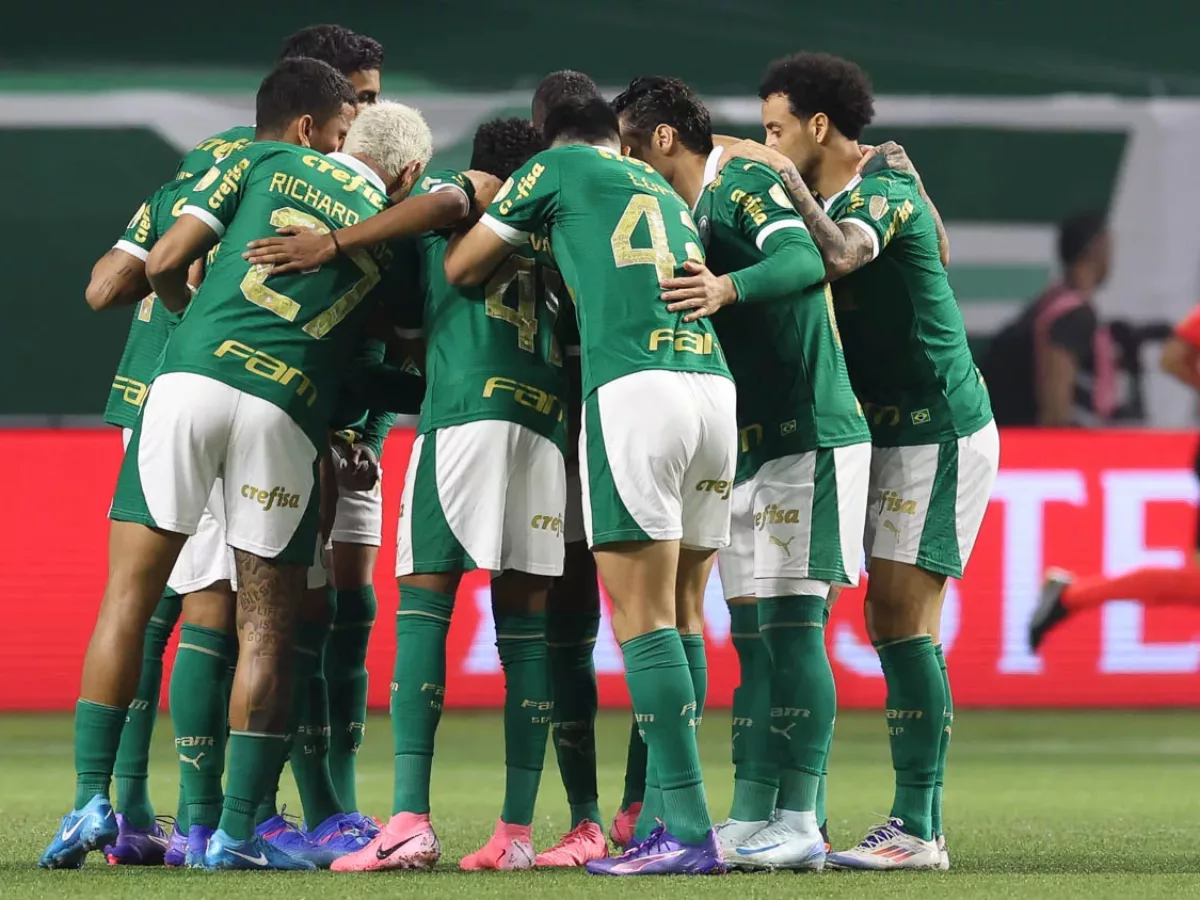 Barcelona topa investir pesado para tirar jogador do Palmeiras