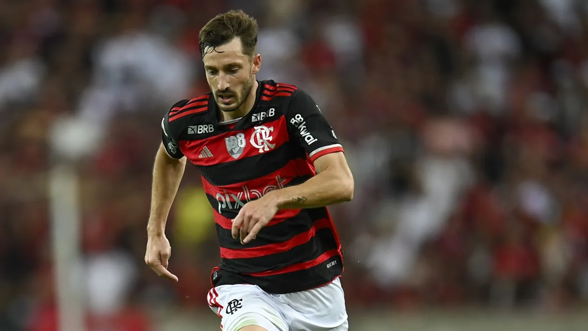Matías Viña entra no radar do Vasco e pode deixar o Flamengo
