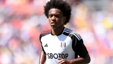 Willian volta ao Brasil e será adversário do Corinthians