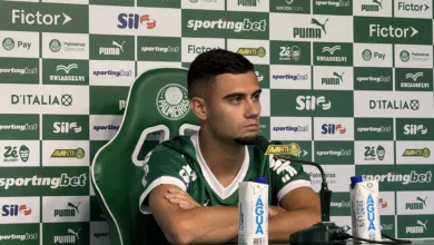Andreas Pereira celebra vitória do Palmeiras sobre o River Plate