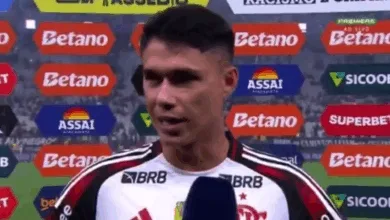 Luís Araújo dá recado ousado para torcida do Flamengo após vitória contra o Corinthians