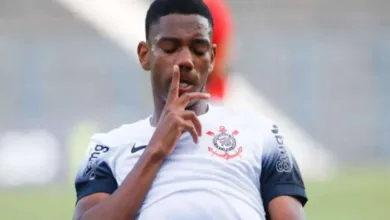 Corinthians segura André e impede saída da joia cobiçada por clubes europeus