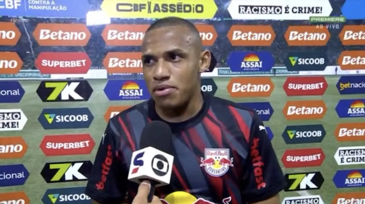 Após ser goleado pelo Palmeiras, Jhon Jhon dispara contra arbitragem: “Jogam contra o juiz também”