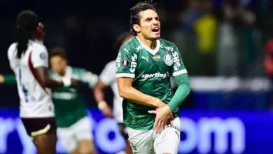 Empresário viaja à Europa em busca de propostas para Mauricio e Raphael Veiga, do Palmeiras