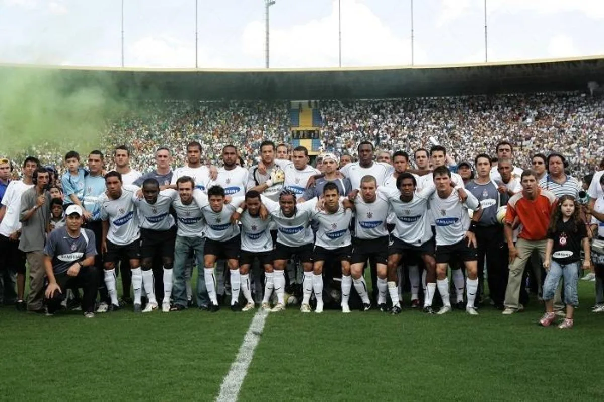 Inter busca reconhecimento compartilhado do título brasileiro de 2005 com o Corinthians