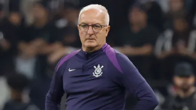 Dorival Júnior têm 4 desfalques para o jogo Fortaleza x Corinthians