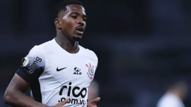 Jorge Nicola detona Cacá após pênalti em empate do Corinthians com Inter