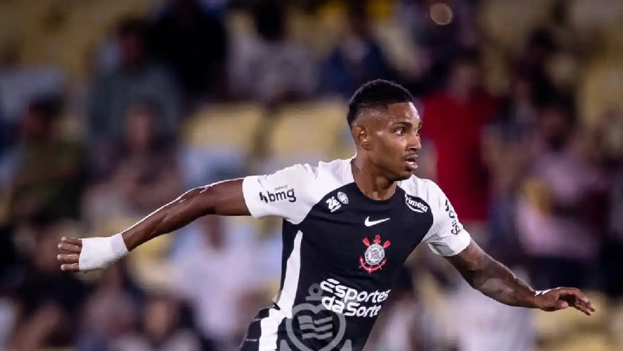 Lesão de Vitinho liga sinal de alerta no Corinthians após jogo contra o Mirassol