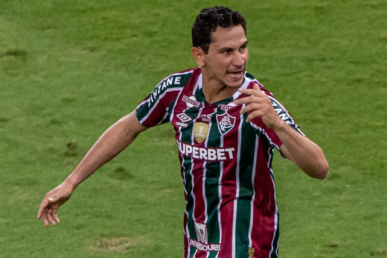 Fluminense avalia saída de Ganso ao fim de temporada; Santos monitora