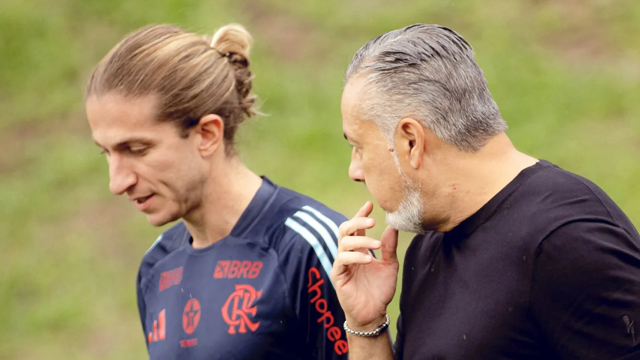 Flamengo tenta acordo financeiro por Vitão, mas Internacional faz jogo duro e negociação esfria