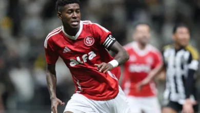 Flamengo quer dar chapéu no Cruzeiro e fará novo oferta por Vitão, do Inter