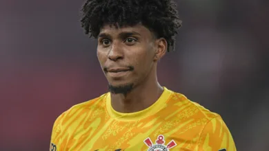 Corinthians admite negociar Hugo Souza e aguarda primeira oferta oficial do Milan