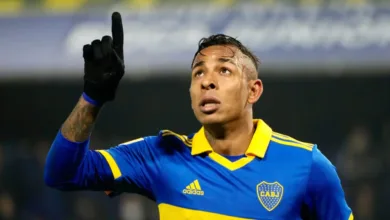 Flamengo marca reunião com Sebastián Villa e avalia contratação para 2026